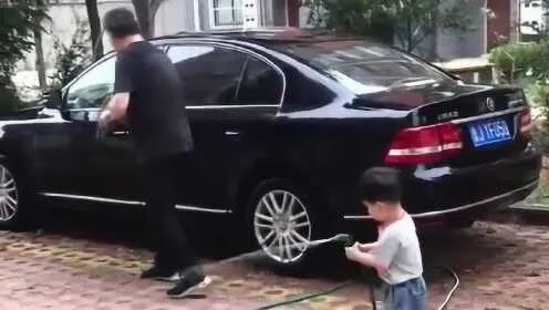 宽容的力量，熊孩子与迈巴赫的温馨故事