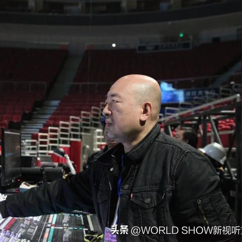 韩红演唱会，197位70岁以上老人共谱温暖敬老交响曲