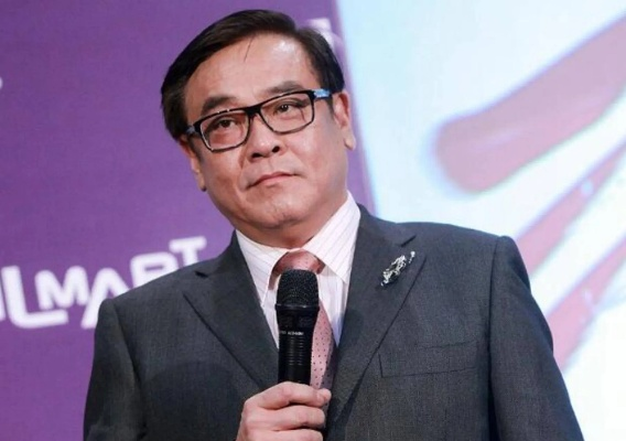 尔冬升，香港大咖的独行侠与编剧的守护者